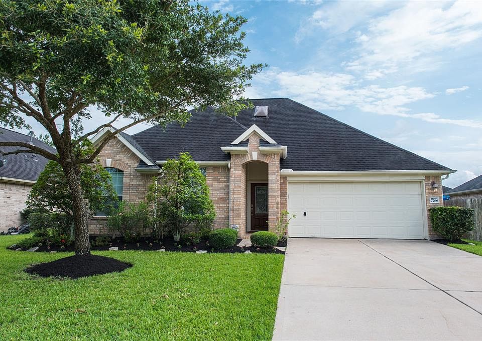 1st image of 7706 Lakeside Manor Ln