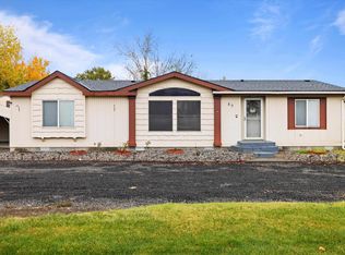 89 Largent Rd, Burbank, WA 99323