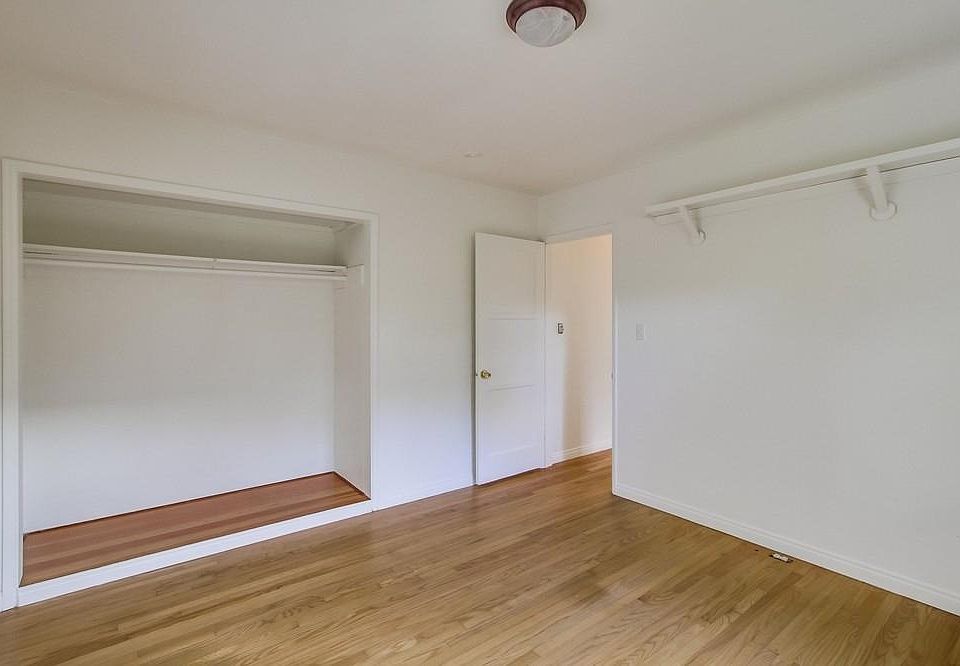 1st image of 5324 La Jolla Blvd