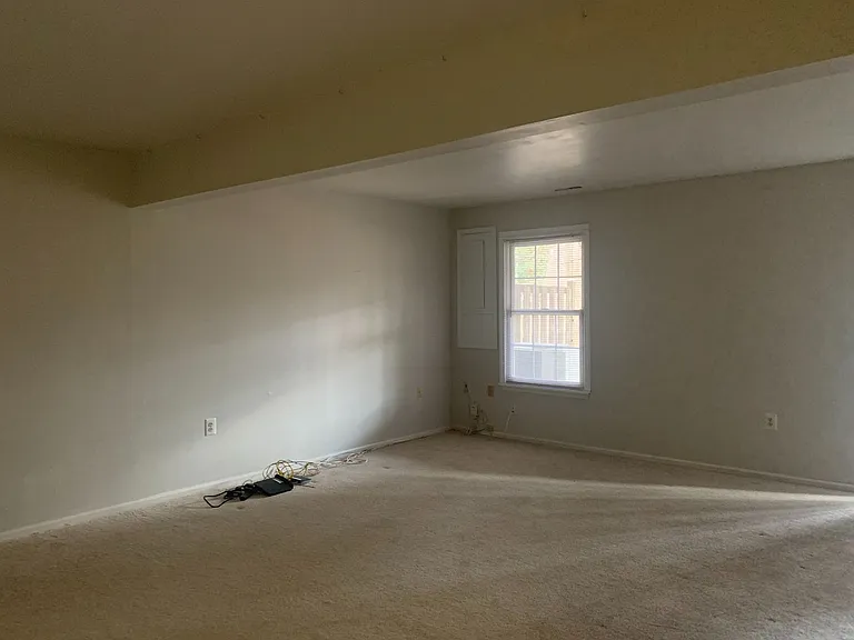 19117 Grotto Ln — Photo 31
