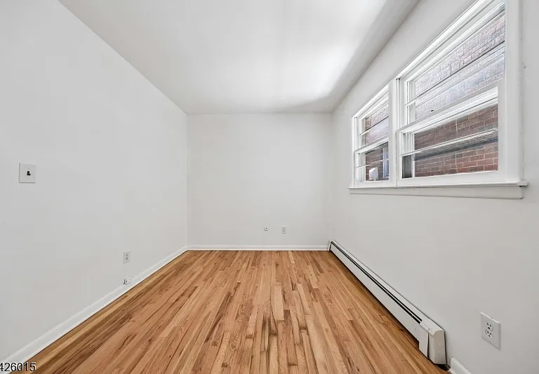 7807 Park Ave — Photo 9