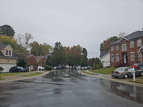 5th image of 109 Meredith Way