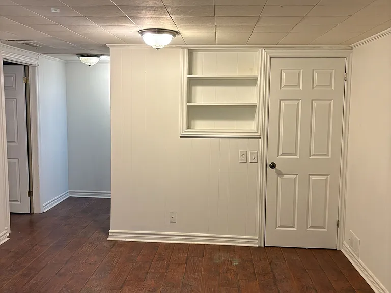 76 Rockport Cres #BASEMENT — Photo 5