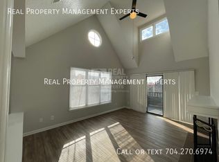 9035 J M Keynes Dr UNIT 40, Charlotte, NC 28262