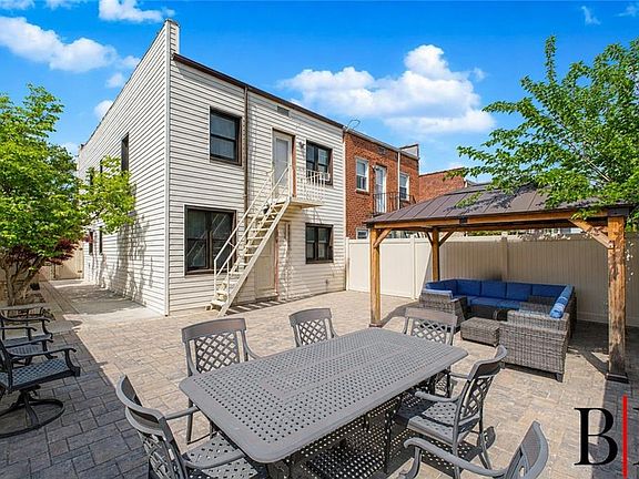 5th image of 2033 E 67th St