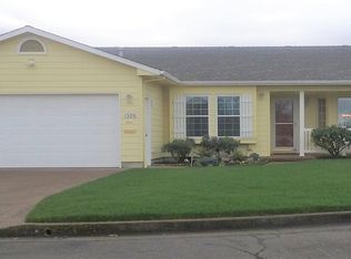 1386 Dogwood Dr, Woodburn, OR