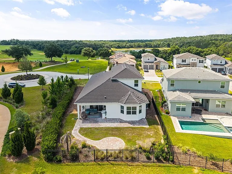 16000 Volterra Point — Photo 49