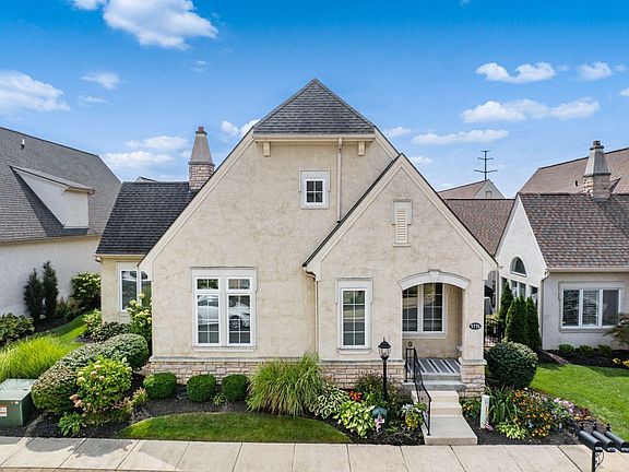 2nd image of 9776 Kingston Cir