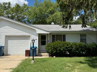 1082 Trask St, Aurora, IL 60505