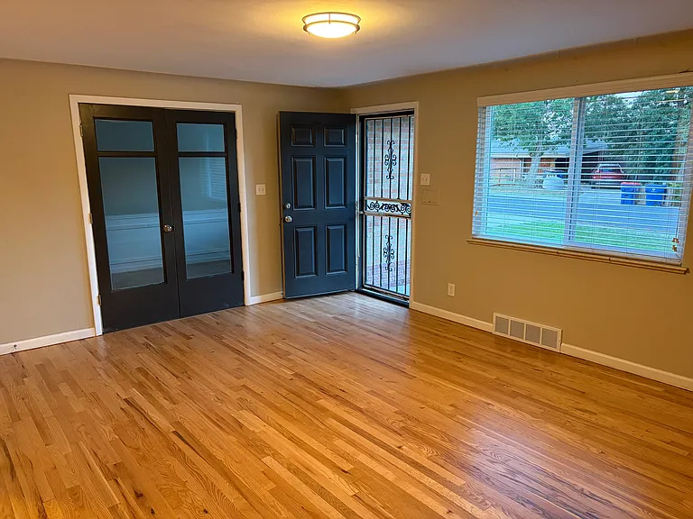 6385 Quay St — Photo 3