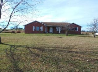 23123 Redwing Ln, Lebanon, MO 65536