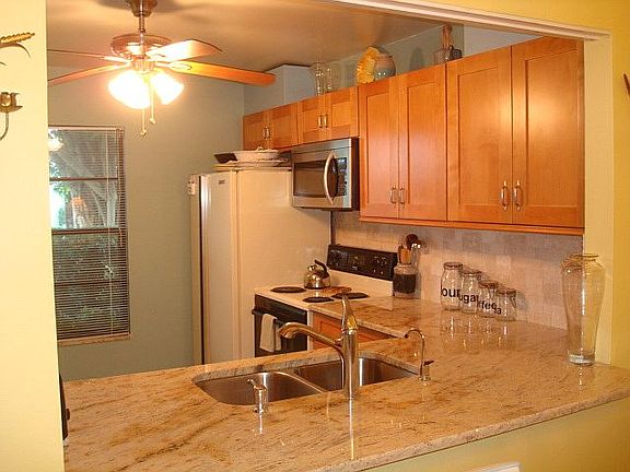 3rd image of 6140 Sun Blvd #Apt 3