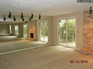 17957 Saratoga Trl, Strongsville, OH