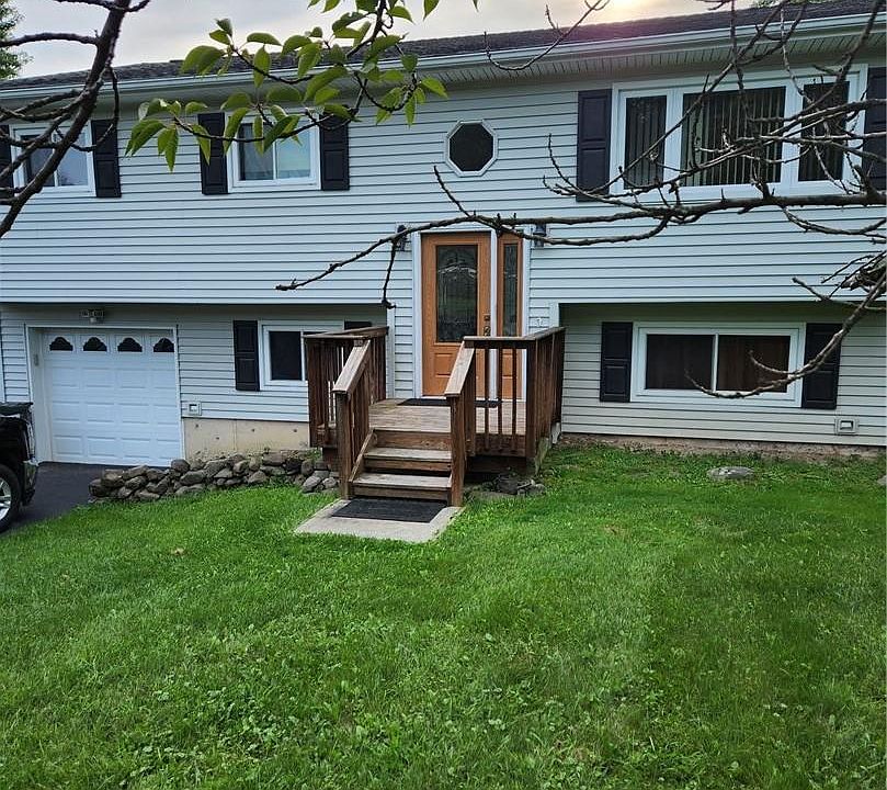 1st image of 25 Decker Drive