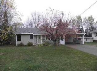 250 Stoneville Rd, Ishpeming, MI 49849