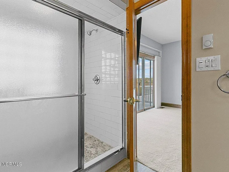 867 Castleberry Ct — Photo 16