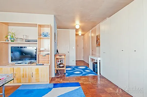 Sold by Anchor Associates | media 11
