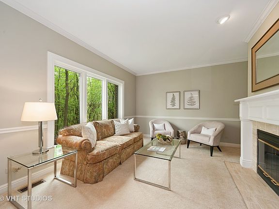 4th image of 209 Northampton Ln