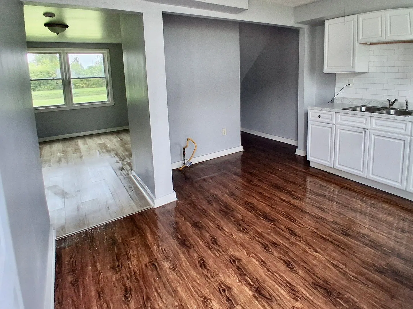 Spacious 3 Bedroom Townhome For Rent In Tonawanda Ny $1600 — Photo 2