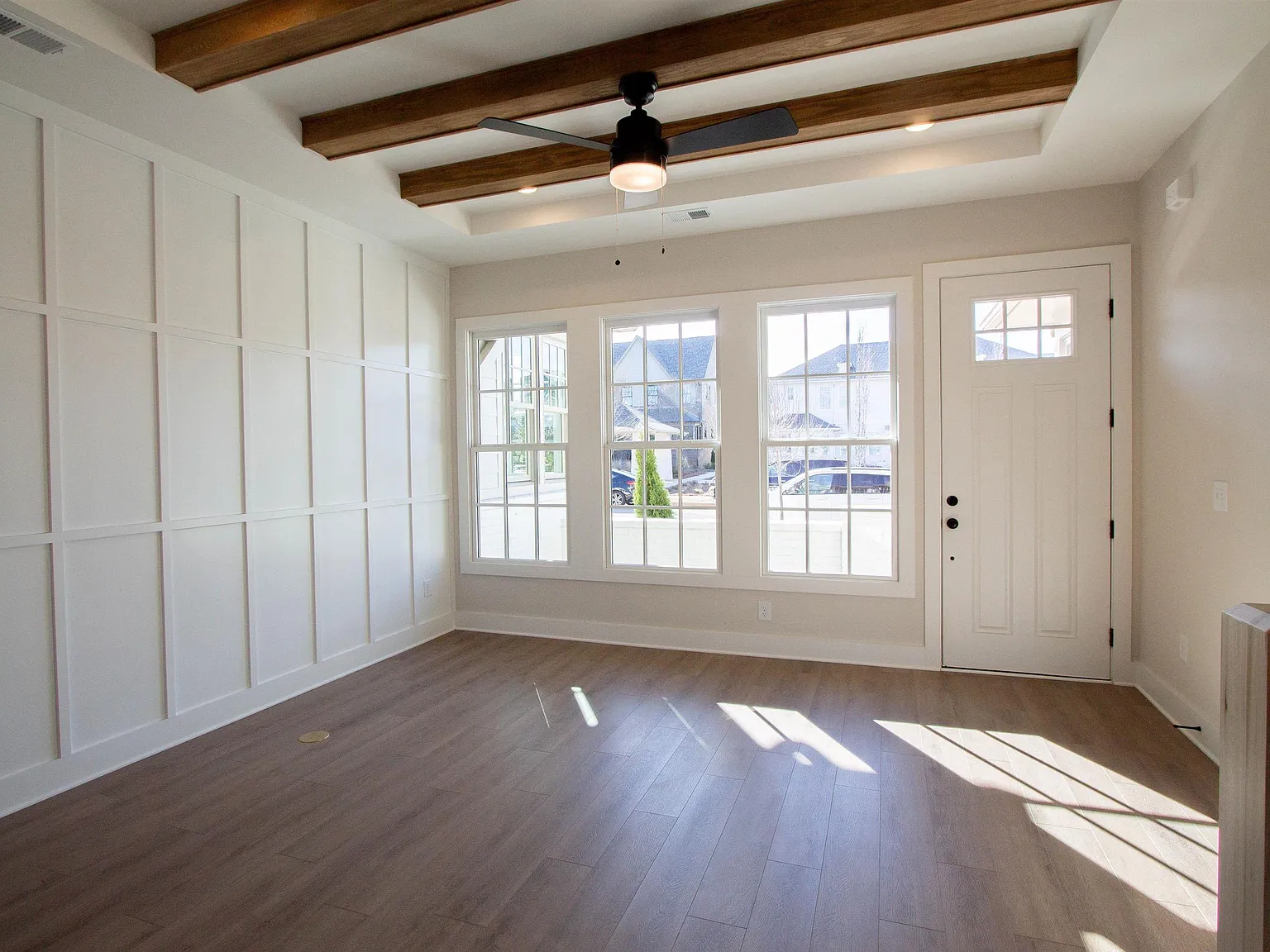 2 bed, 2.5 bath, $2,500 — Photo 3