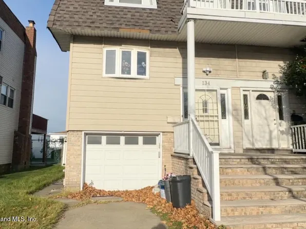 134 Kelly Blvd, Staten Island, NY 10314