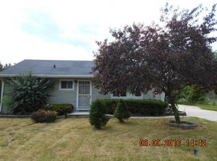 7427 S 37th Pl, Franklin, WI 53132