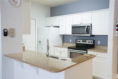 Eastern Pecan Pl — Photo 3