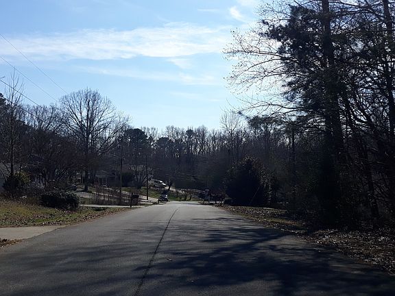 5th image of 4129 Burgundy Way