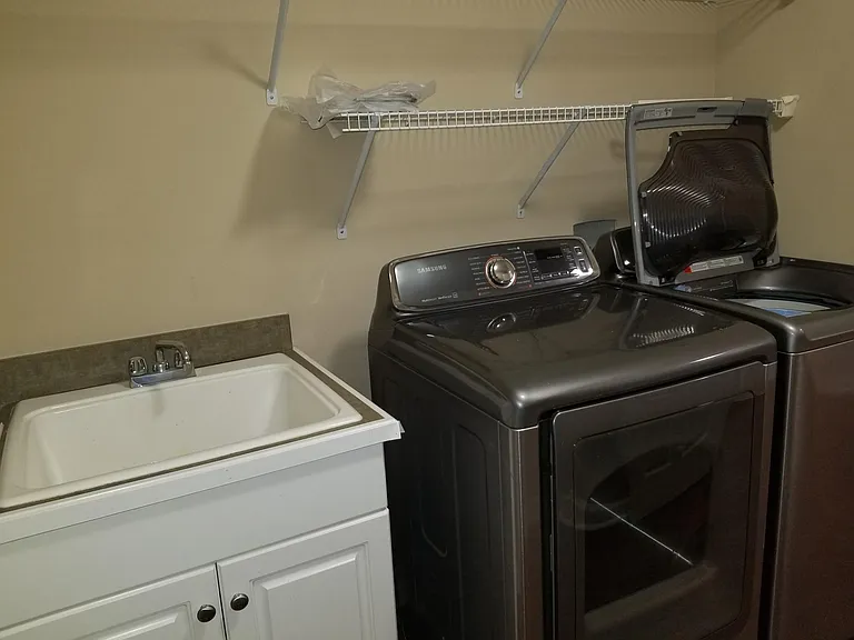 9437 Broadleaf Dr — Photo 18