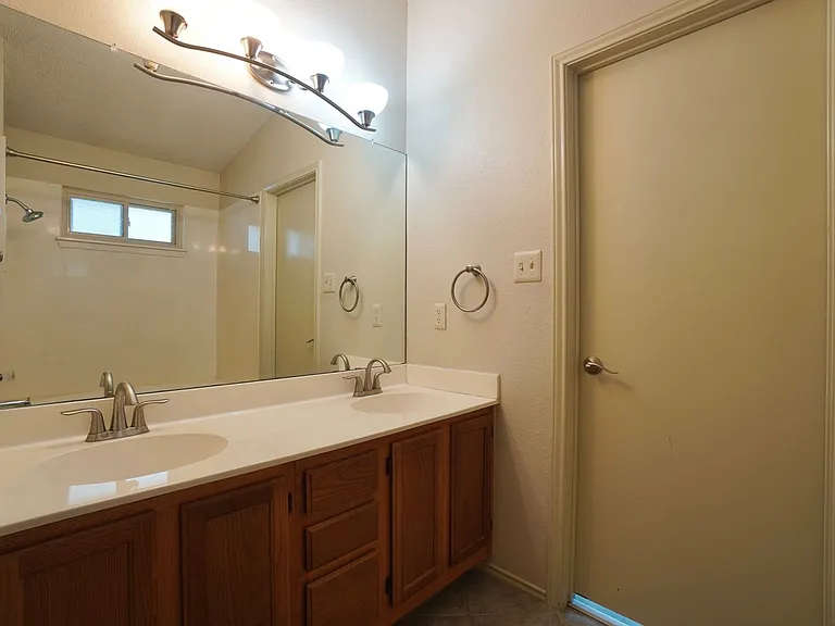 14009 Conner Downs Dr — Photo 17