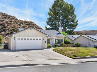 29716 Grandifloras Rd, Santa Clarita, CA 91387