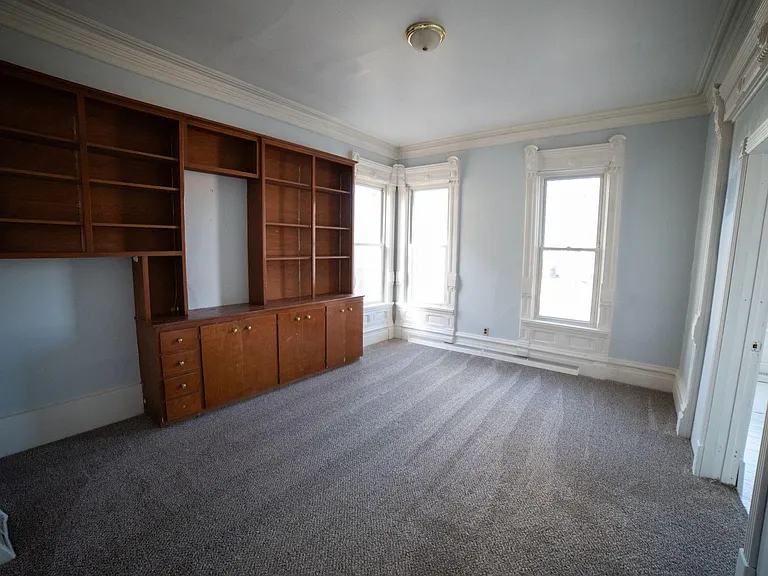 218 Baldwin St #A — Photo 9