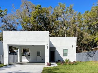 736 S Stone St, Deland, FL 32720