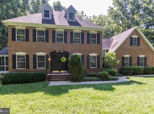 8847 Stratford Ct, Owings, MD 20736