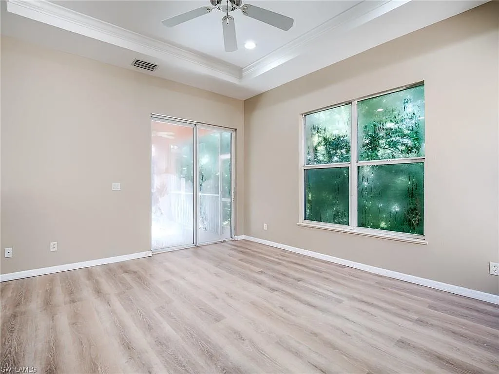 3 bed, 2.0 bath, 1699 sqft, $2,950 — Photo 3