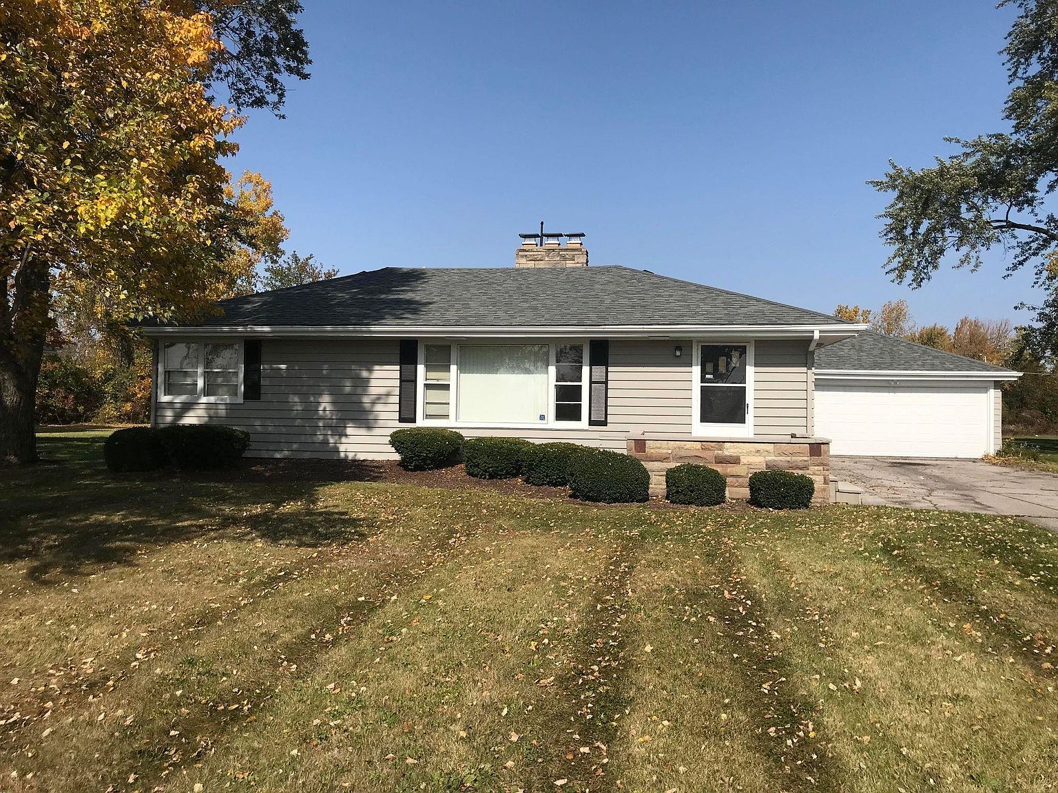 1317 E Tillman Rd, Fort Wayne, IN 46816 Zillow