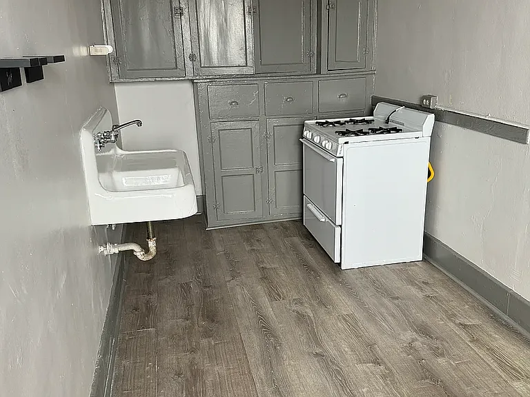 9 Woodland Apartments — Photo 59