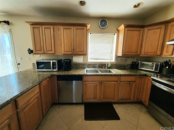 3rd image of 1445 W 224th St Unit 11