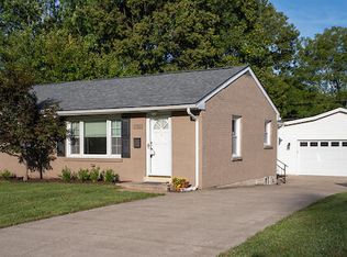 1781 Beacon Hill Rd, Lexington, KY 40504