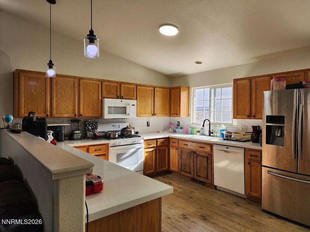 605 Nader Way, Fernley, NV - More