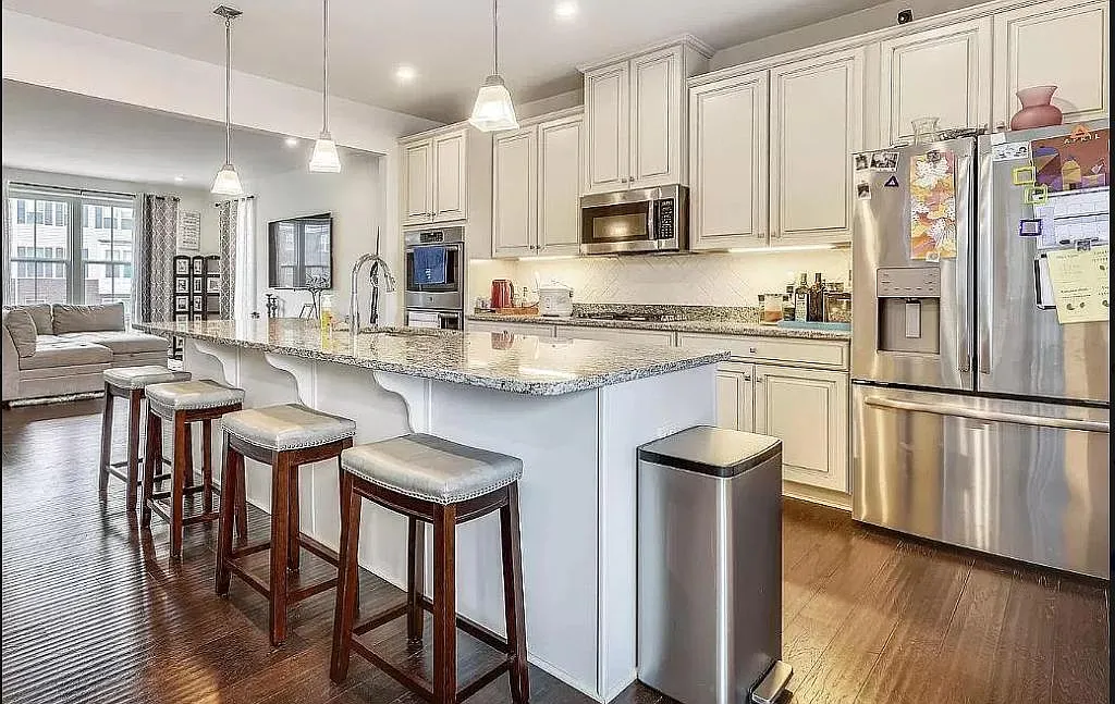 Building Photo - 11442 Willow Green Cir