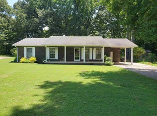 937 Homecrest Dr, Piggott, AR 72454