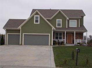 3679 152nd Ter, Basehor, KS 66007