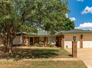 6105 Englewood Ave, Lubbock, TX 79424