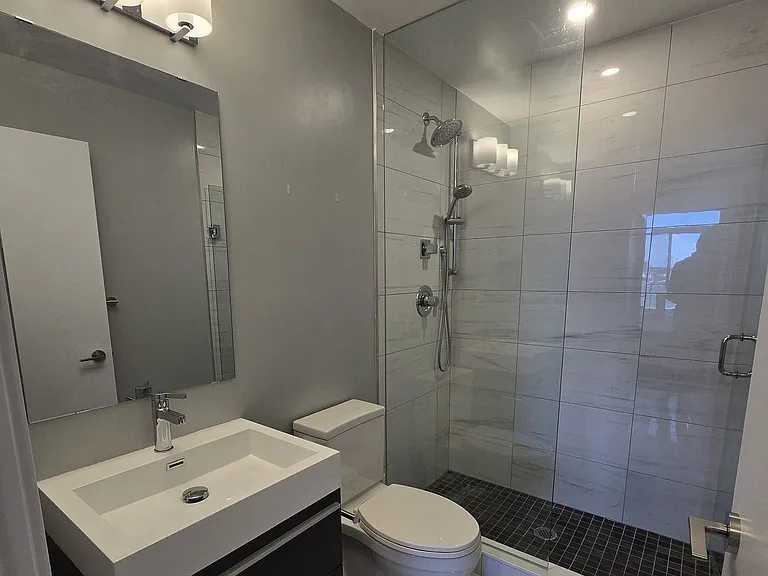 181 Bedford Rd #1501 — Photo 11