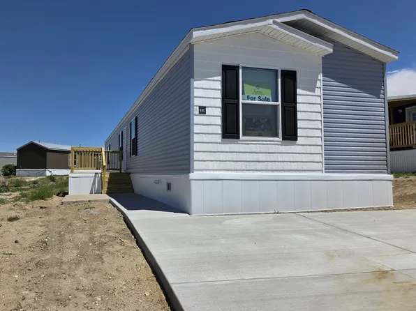 Cavco Essence Plan, Aspen Community