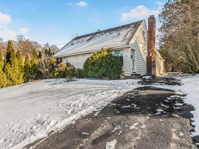78 Heathcote Road, Yonkers, NY, 10710