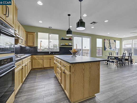 2nd image of 3432 Keystone Loop