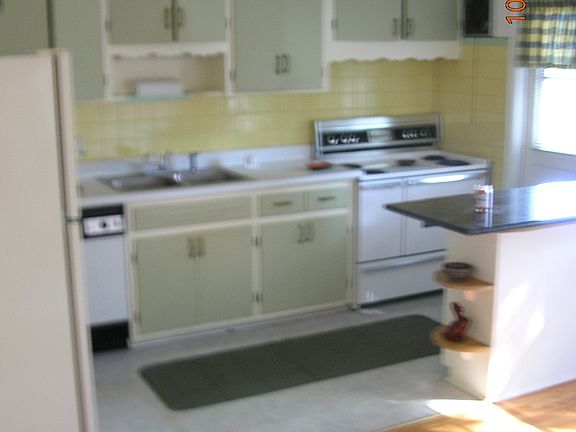 4th image of 2401 50th St N