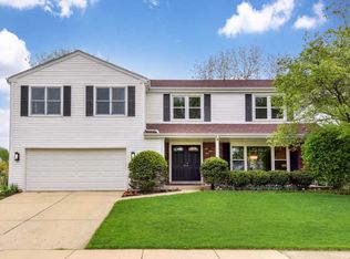308 S Birchwood Dr, Naperville, IL
